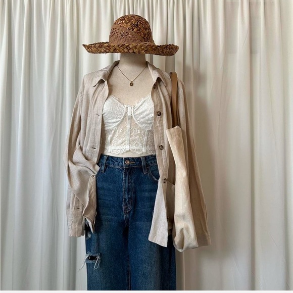 Liz Claiborne Tan and brown straw hat with a boho touch - Picture 3 of 8